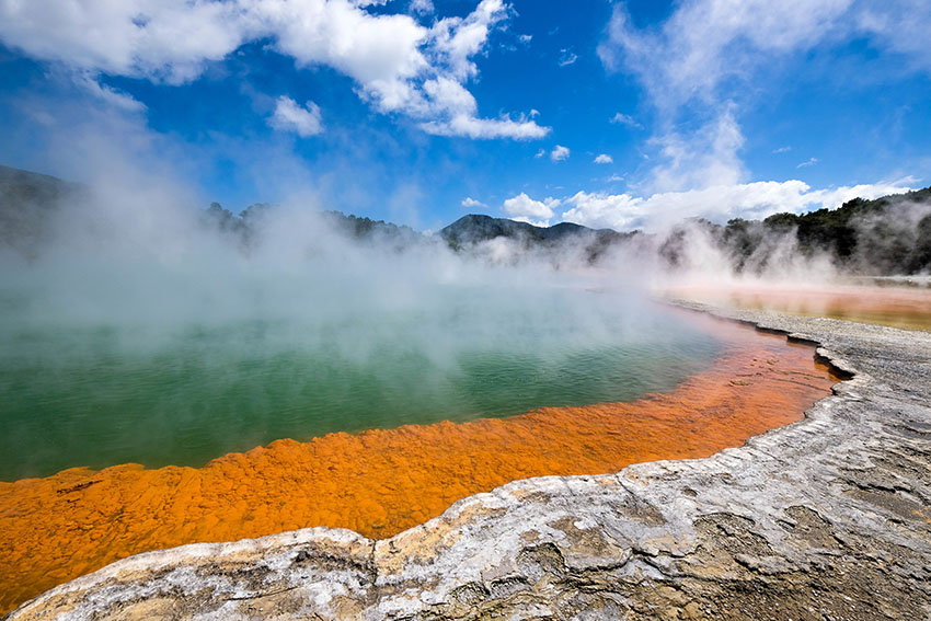 rotorua lake new zealand